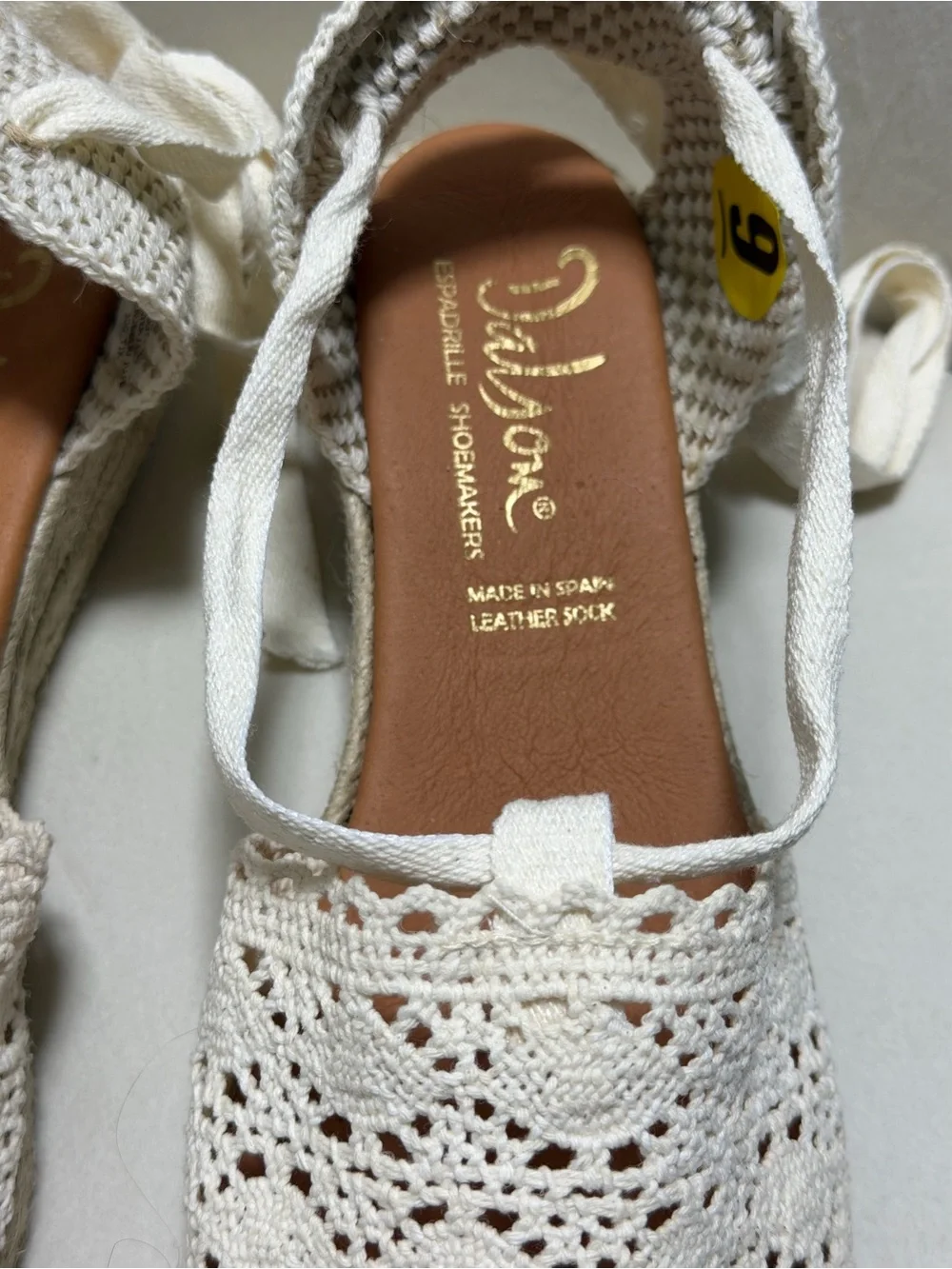 NWT Dalson Espadrille Crochet Lace Wedge Sandals Ankle Tie Ecru Size 9
